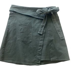 Urban Outfitters Fold Over Tie-Waist Front Pocket Mini Skirt size Small